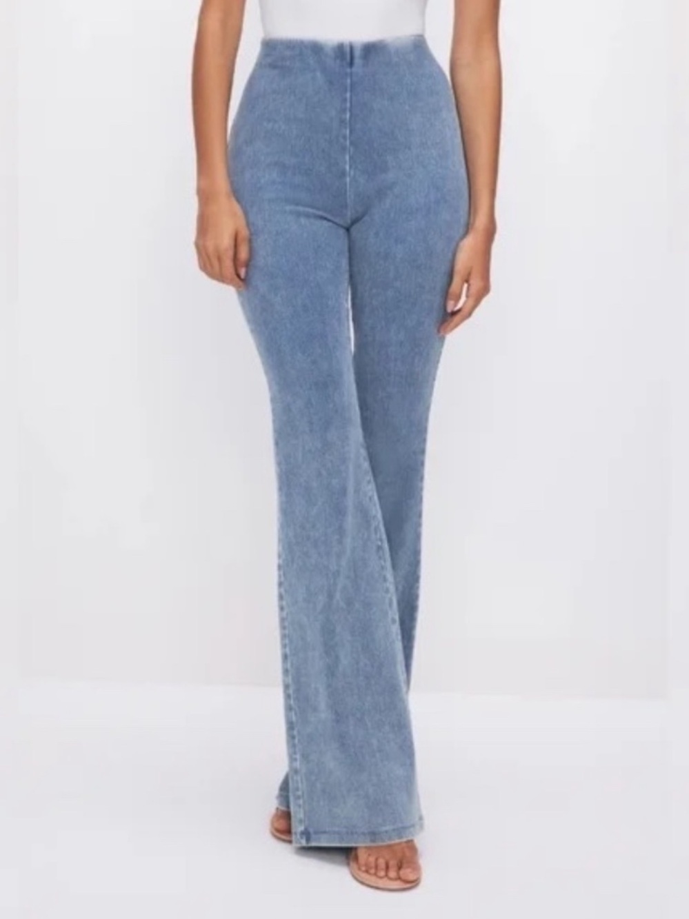 Good American Jeanius Pull On Flare Legging Pants INDIGO586